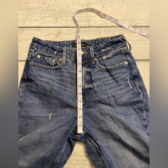 Free Assembly distress denim straight leg jeans raw hem. 0 - Picture 5 of 8